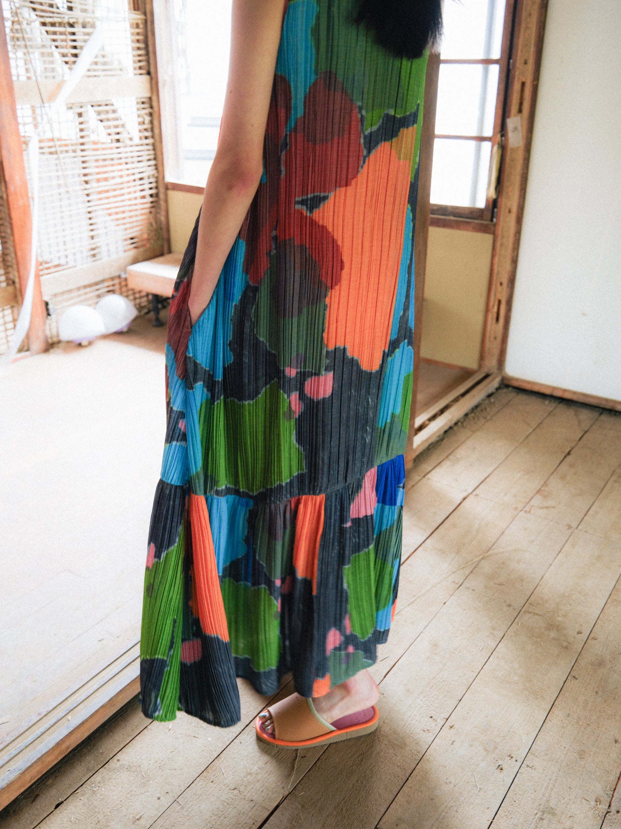 PAMM 紙絵花のプリーツワンピース 紙絵花のプリーツワンピース – pamm.officialstore