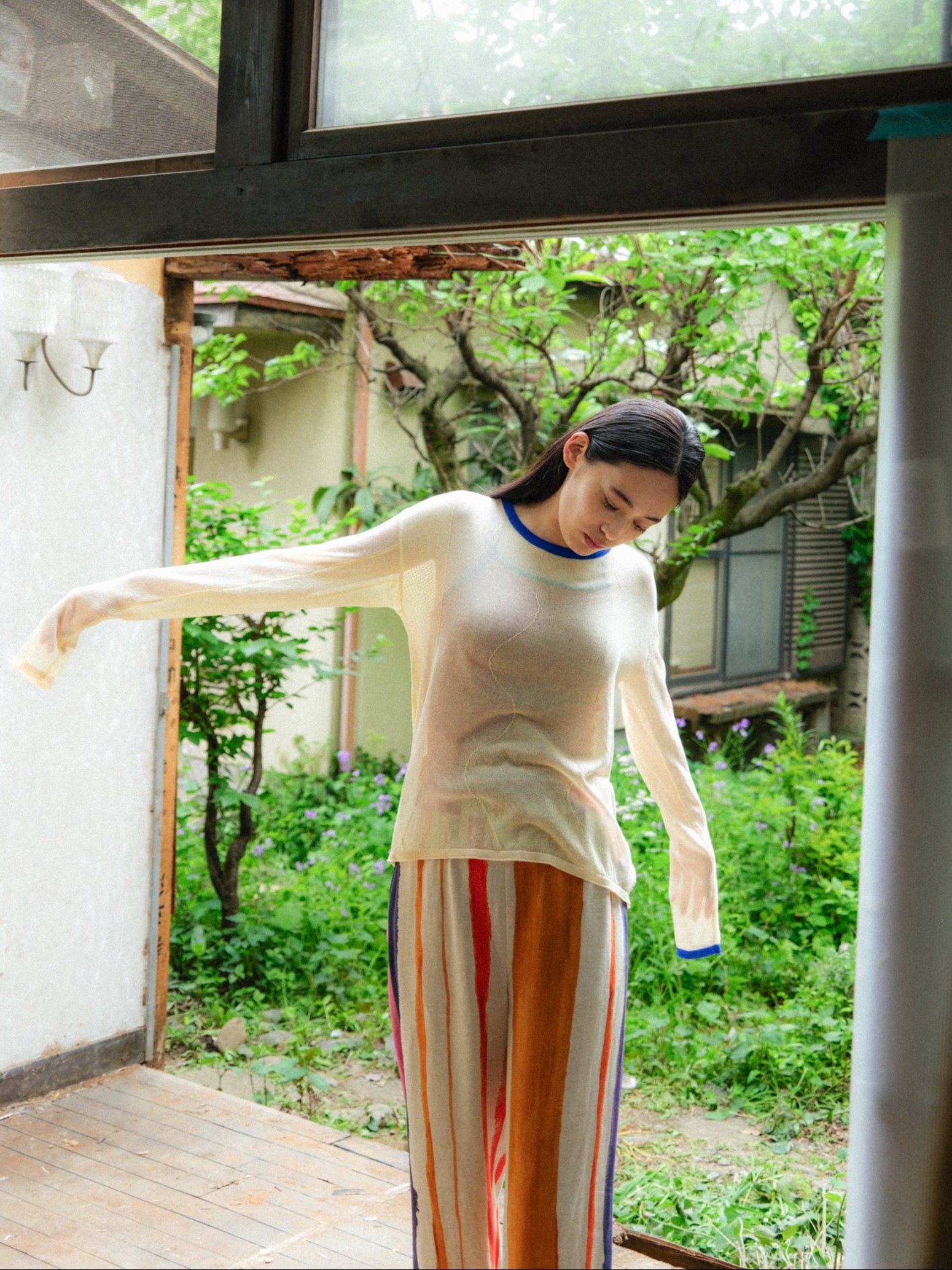 PAMM 後ろ姿の寛大なインテリアのニット 後ろ姿の寛大なインテリアのニット – pamm.officialstore