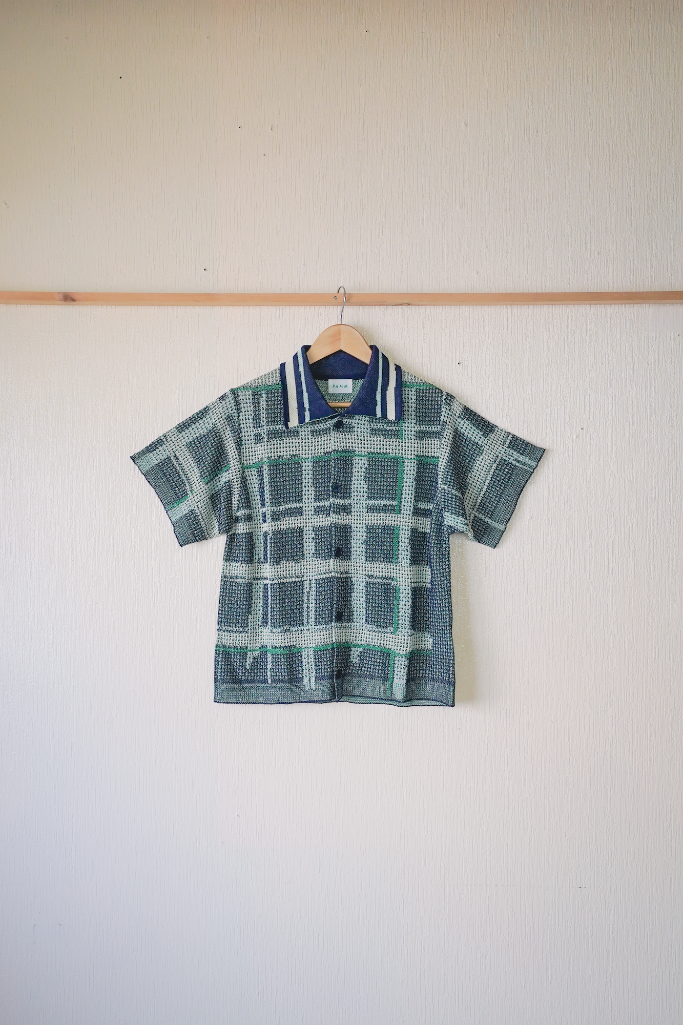 透明な空気のチェックメッシュポロ 透明な空気のチェックメッシュポロ – pamm.officialstore