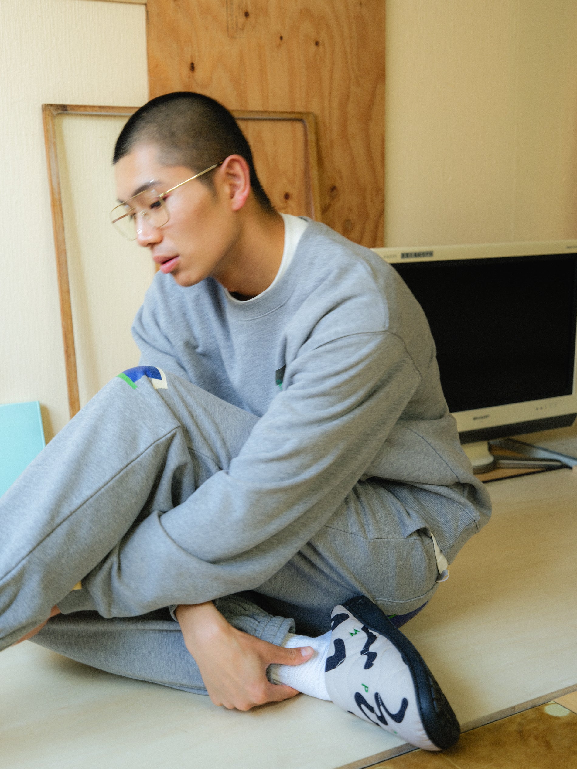 collage sweat – pamm.officialstore