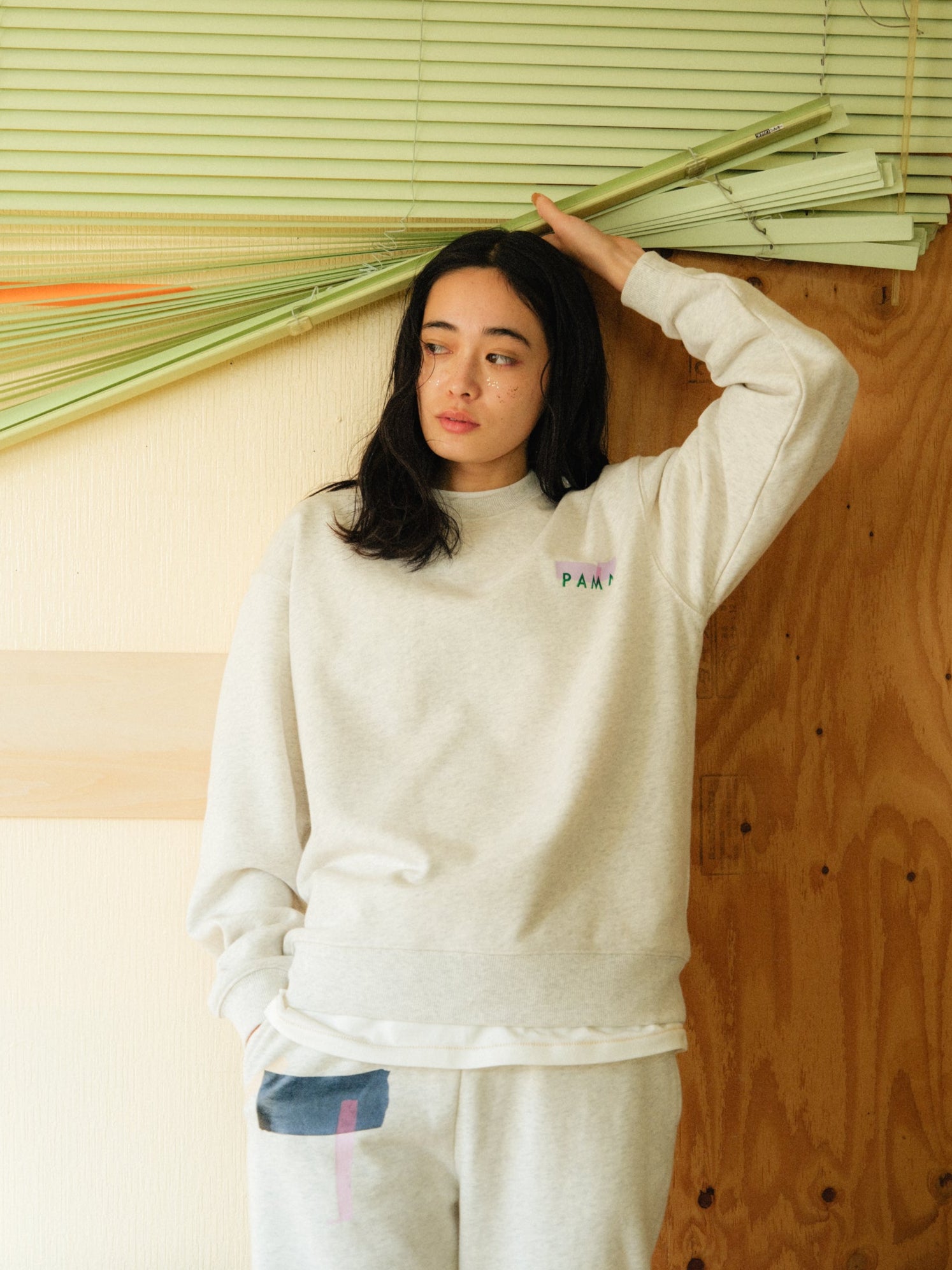 collage sweat – pamm.officialstore