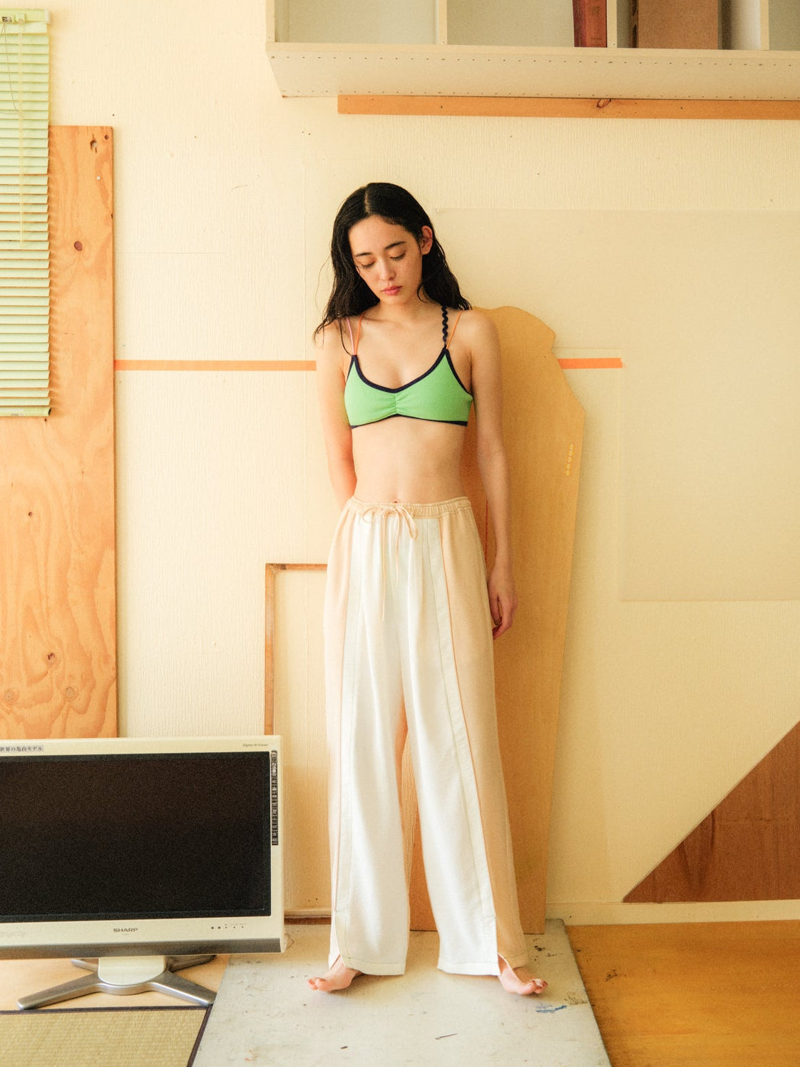 肌色のラインパンツ – pamm.officialstore