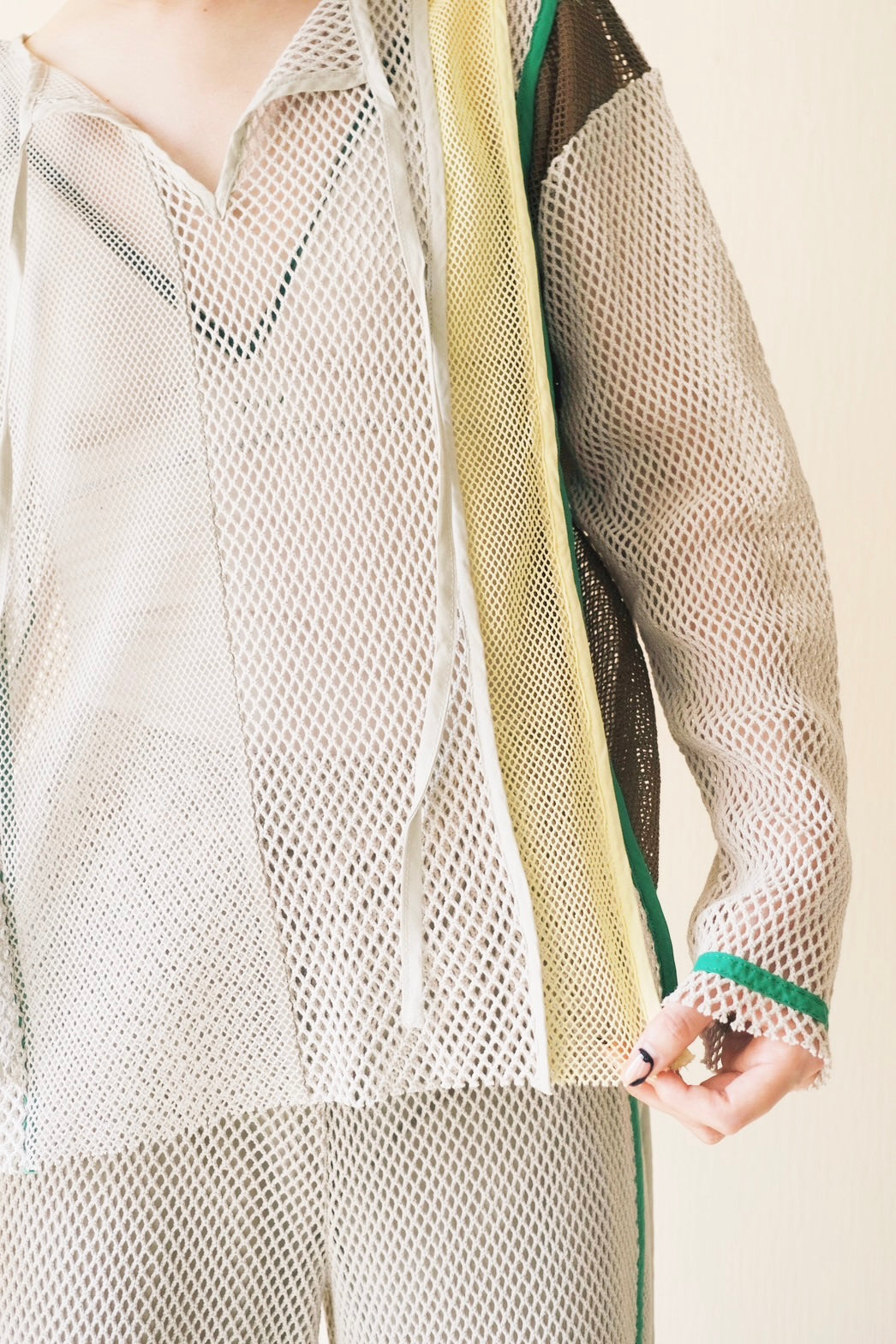 線と面のストライプメッシュトップス – pamm.officialstore