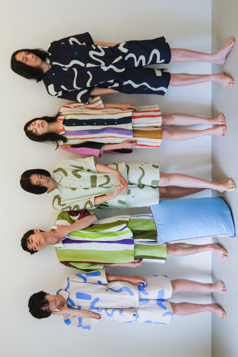PAMM パム × yurinasia ラグ 沈黙のラグ(ネイビー) – pamm.officialstore