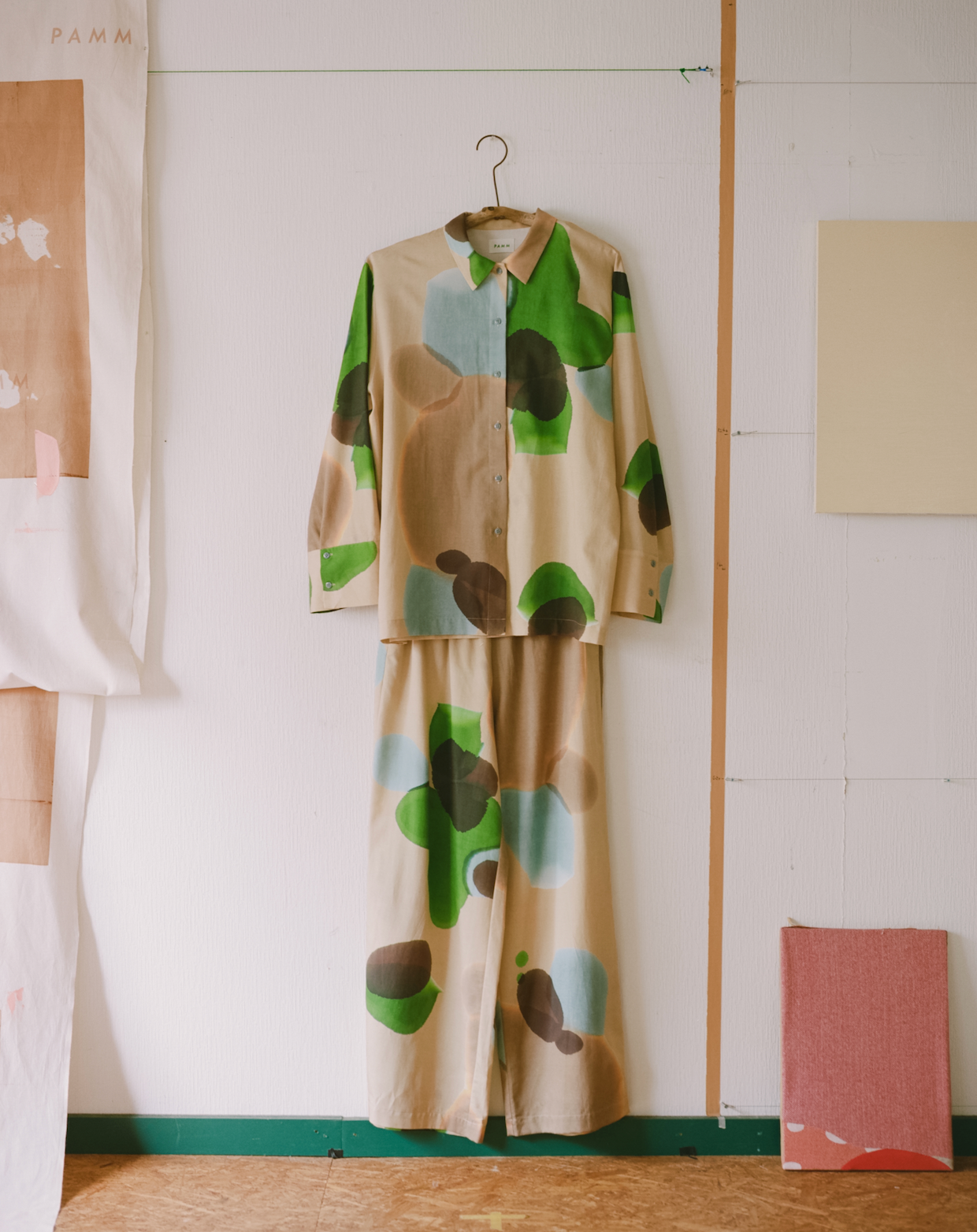 大きく描いた植物のパジャマ – pamm.officialstore 大きく描いた植物のパジャマ – pamm.officialstore