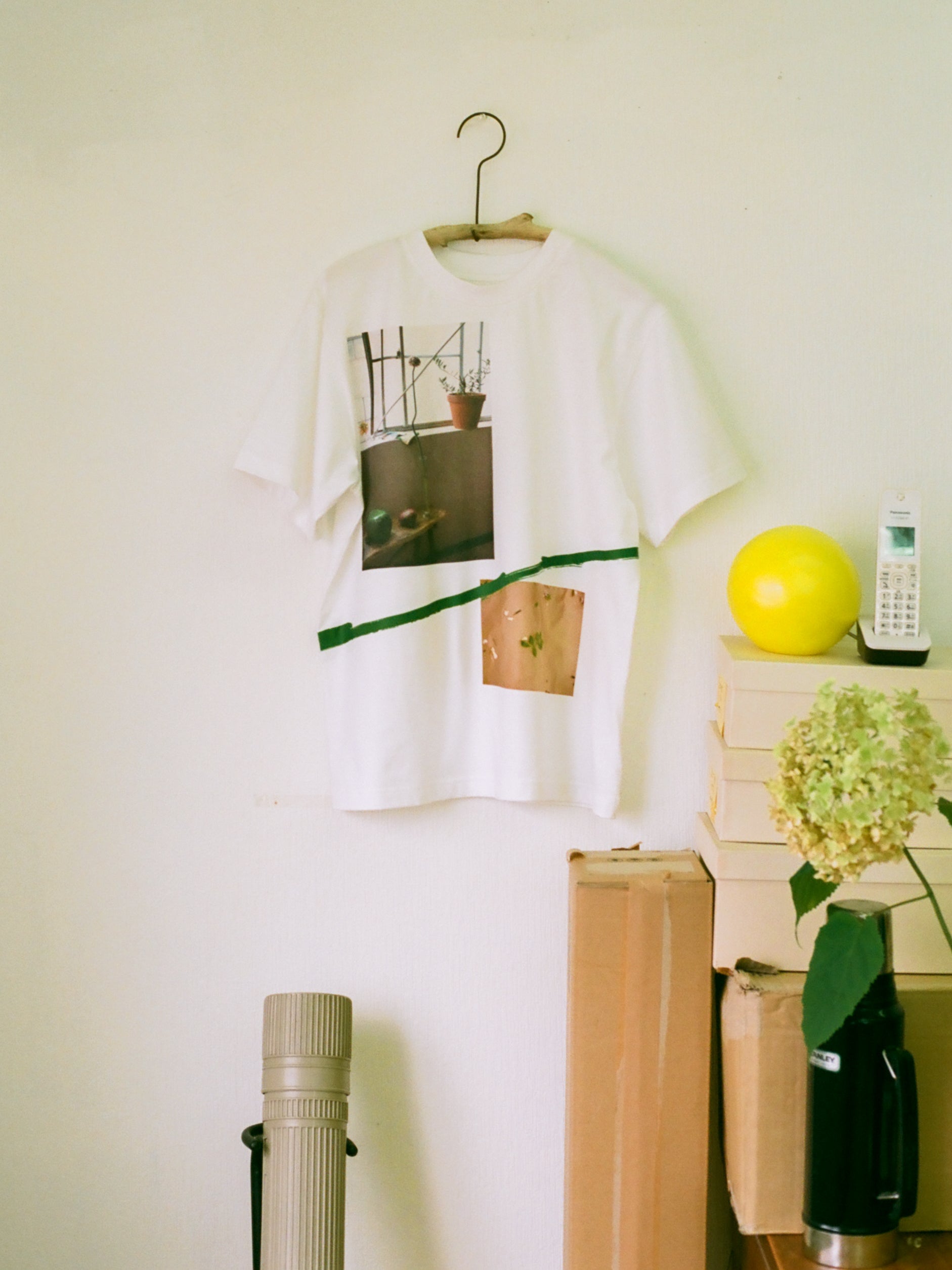 窓際のTシャツ – pamm.officialstore